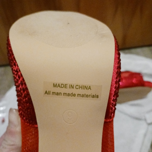 Like-New DREAM PAIRS Red Heels Sz 9 - Picture 13 of 16